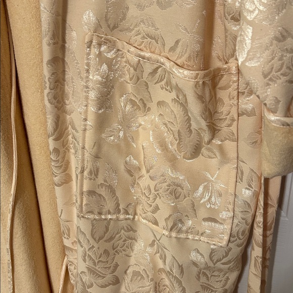 Vintage 80s Victorias Secret Gold Label Robe Lined Size Medium/Large EUC Rare - Picture 13 of 16